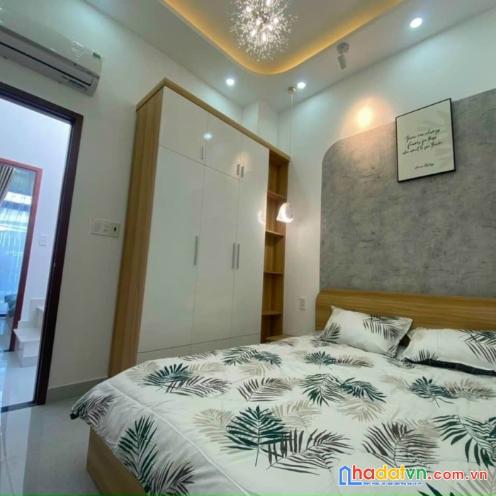 Nhà bán, cách mạng tháng tám, 3.4 x 9m, 2pn, 3.5 tỷ, tân bình