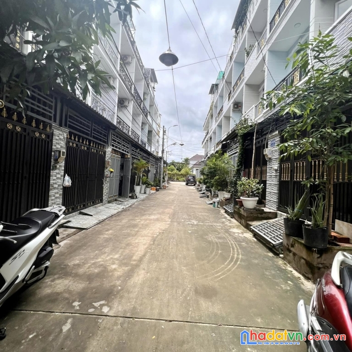 Siêu phẩm quận tân bình, 3 lầu, khu hiếm, nhà đẹp xe hơi tránh, vào nhà, 64m2 giá 6 tỷ.