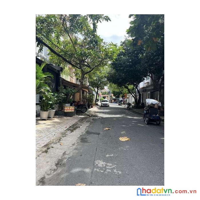 Mặt tiền kinh doanh- khu vip sân bay- nhà chưa từng qua mua bán- cả chủ nhà là phi công.