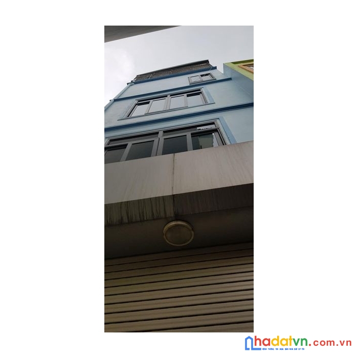Bán nhà 4 tầng 1 sân thượng gần quận uỷ bắc từ liêm
