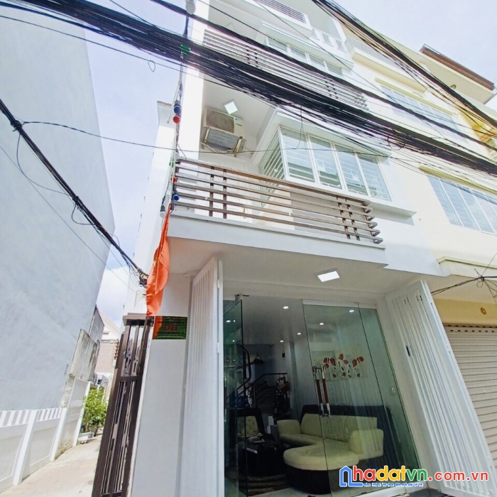 Bán nhà lô góc thư trung, 4 tầng, 50m2, giá 2.95 tỷ
