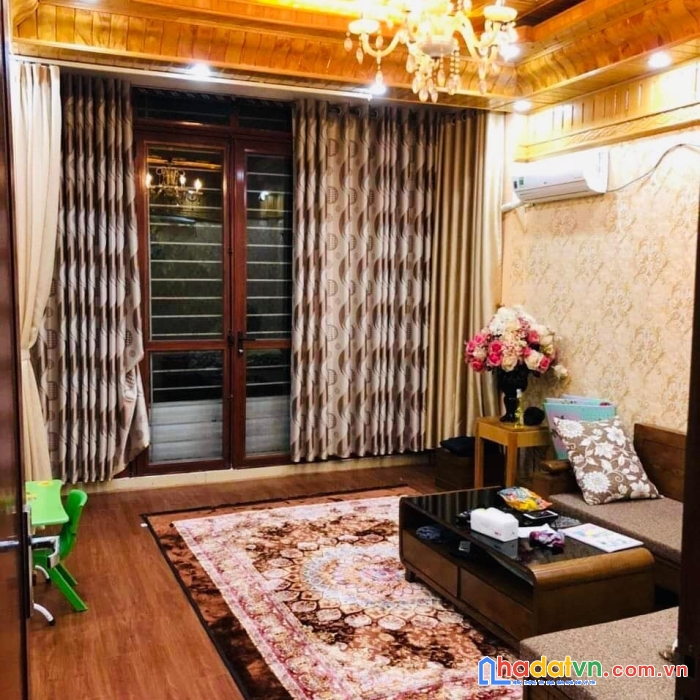 Bán nhà kim mã – hàng xóm lotte, ngõ đẹp(3m) 38m2, mt3,3m, 3t, 4,95 tỷ.