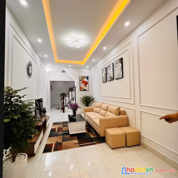 Nhà xã đàn , gần ngã 5 ô chợ dừa , 38m x 4t , nhỉnh 5 tỷ