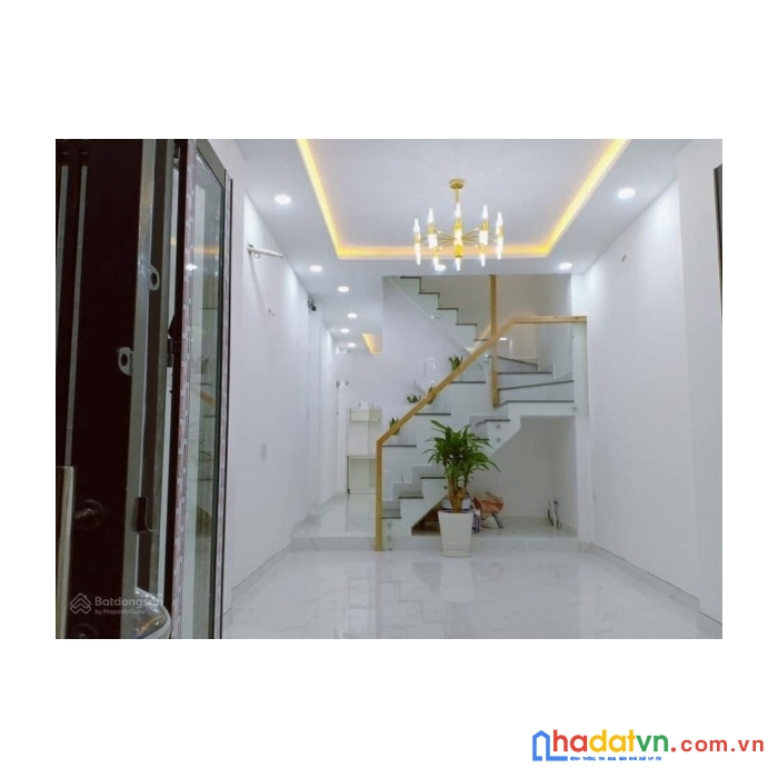 Hẻm 116 tô hiến thành, 3.5m x10m. 2 lầu. 5.3 tỷ