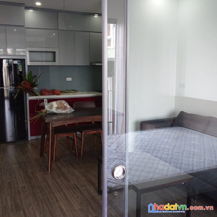Bán chdv phố tô ngọc vân quận tây hồ 7 tầng thang máy 15 tỷ - 60tr/1 tháng, view hồ tây.