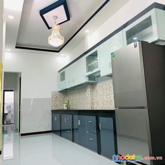 Bán nhà đường số 4 bình tân 38m2 hxh 2 tầng giá 2tyxx
