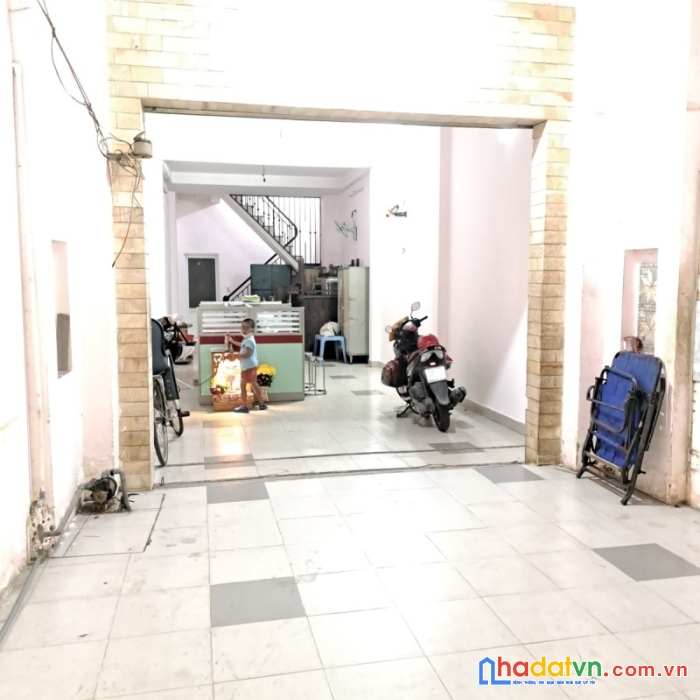 Hẻm 12m. lê văn quới. bình tân.