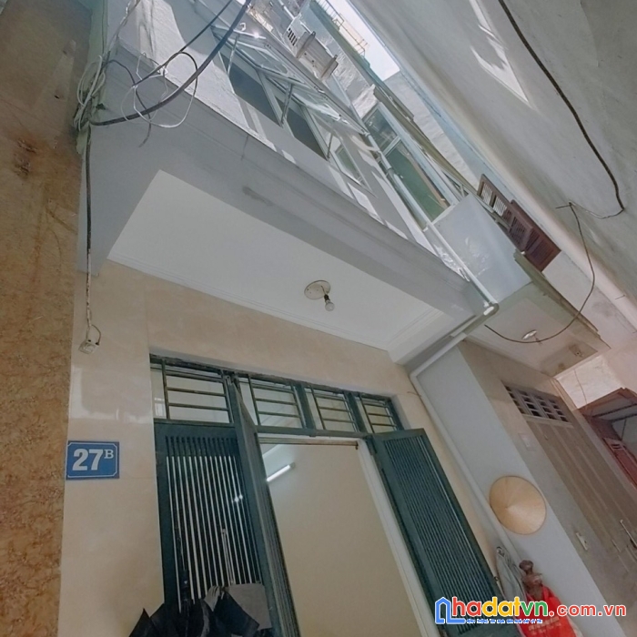 Nhà 3 phòng ngủphố hoàng hoa thám ngõ thông dt 39m2 5t 3.8mmt giá nhỉnh 4 tỷ lh 0799198898