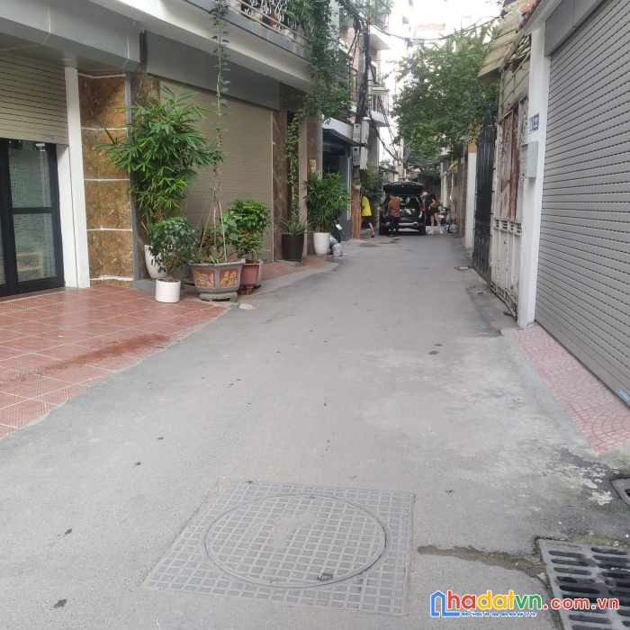 Bán nhà bồ đề long biên 30m 5 tầng mt 4.6m nhỉnh 3 tỷ xx085.11219.22