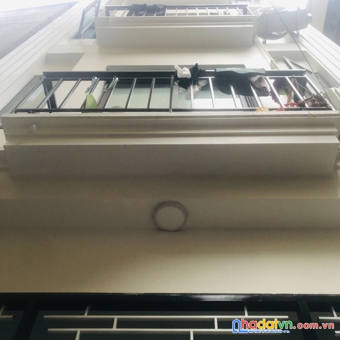 Bán gấp nhà bồ đề 34mx5 tầng, mặt tiền 4m, chỉ 3.4 tỷ, 0868246333