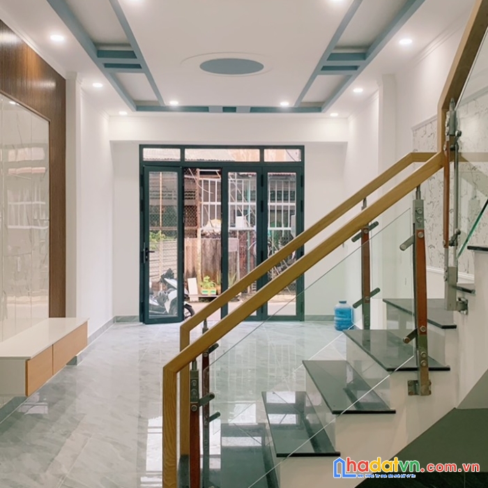 Nhà mới 1 lầu mặt tiền dương bạch mai thổ cư đường ô tô kế chợ tân mai chỉ 4ty650