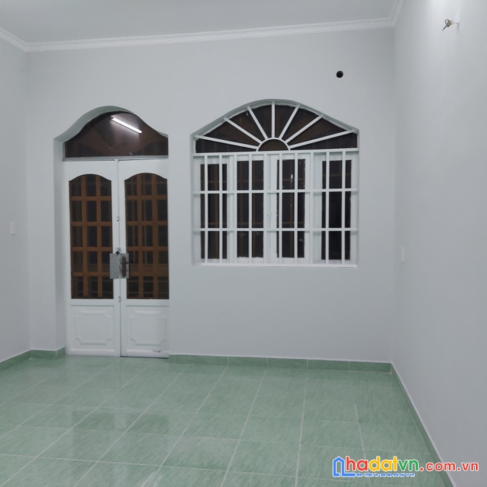 Bán nhà ở ngay hxh 4 x 17 lũy bán bích tân phú 5 tỷ5 tl