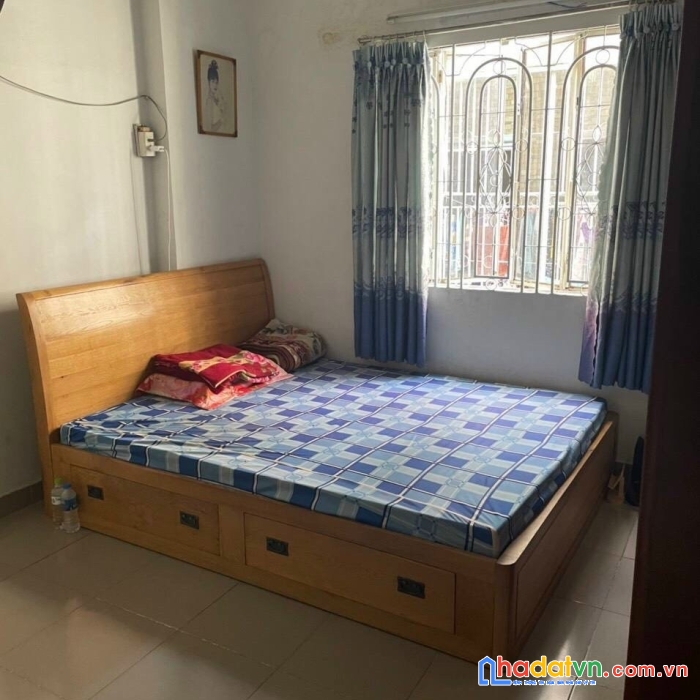 Vị trí hẻm 4m, hoàng văn thụ, 3.5 x 12m, 6.1 tỷ, phú nhuận