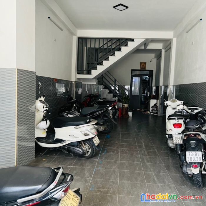 Bán gấp căn hộ lê thanh nghị - hải châu 376m2 lh 0765083579.