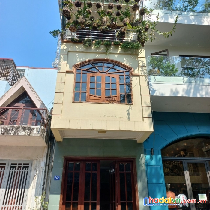 Bán nhà mặt đường hồ xuân hương - minh khai - hồng bàng. hải phòng