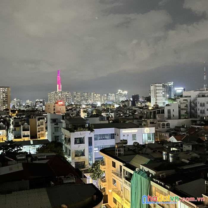 Căn hộ q1 2pn,view landmark 81, 68m2,giá 3,5 tỷ tl 0909585467