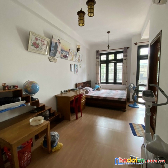 Hẻm 4m, hiệp nhất, 4.2 x 15.2m, 3 lầu, 8.5 tỷ, tân bình