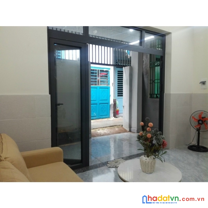 Chỉ hơn 1 tỷ nhà mới phạm nhữ tăng, cách mặt tiền 50m, dt 57m2, ngang 5m, nở hậu