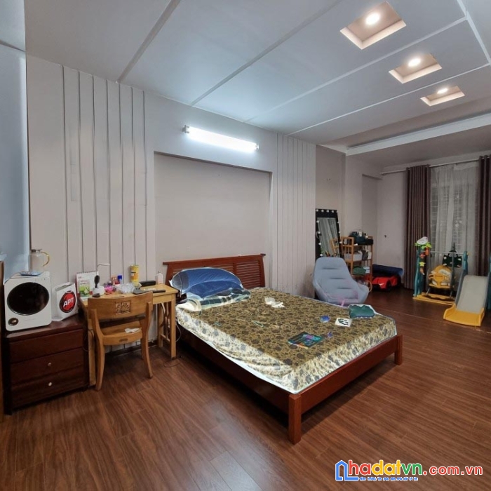 Mặt phố trung yên, ngã 3 vũ phạm hàm, 90m² x 5 tầng, 34 tỷ 2
