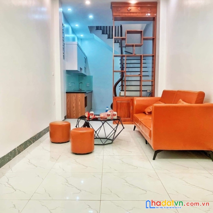 Bán nhà đại la, 10m ra mặt phố, 36m2, 5 tầng, lô góc, 4 ngủ, 2 thoáng vĩnh viễn, nhỉnh 5 tỷ
