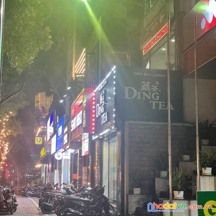 63 tỷ - mặt phố 15m - lô góc - xây được 9 tầng - kinh doanh - tòa nhà văn phòng - xây tttm