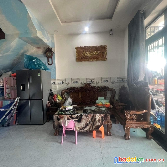 Bán nhà 2 tầng vĩnh ngọc cách lương định của 200m