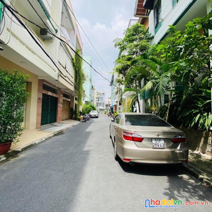 Nhà phố 5 tầng đẹp mê ly, hẻm 340 quang trung, 70m2, ngang 5m, gần ubnd, 8 tỷ.