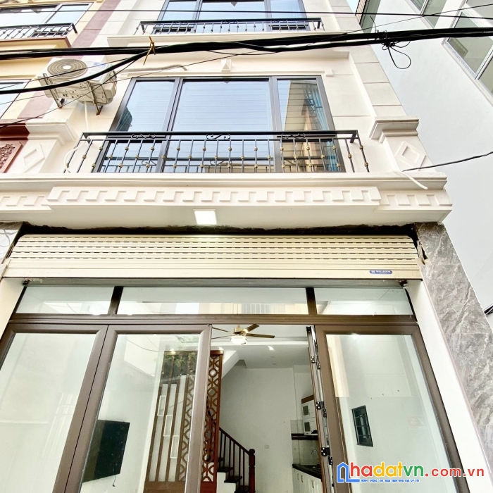 Chính chủ cần bán phố ỷ la, quận hà đông diện tích 32m2 giá 3.4 tỷ có thương lượng