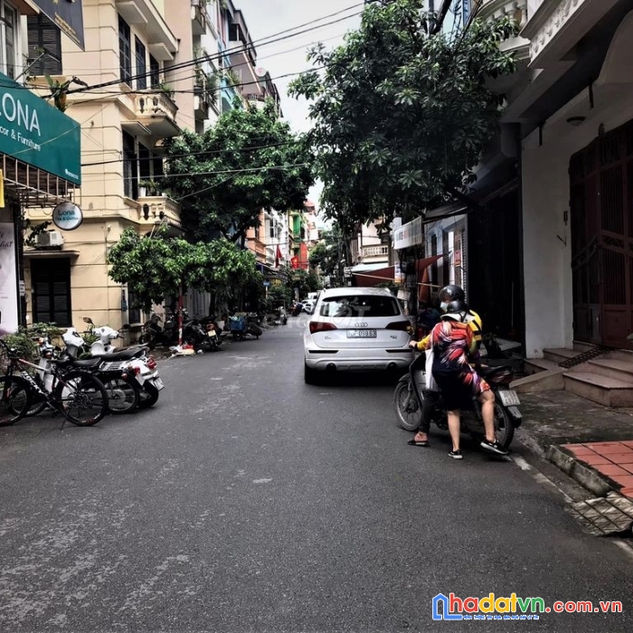 Bán gấp-nhà dân-ba đình-50m bãi oto-ngõ thông-ba gác tránh-36m2 chỉ 3,79tỷ. 