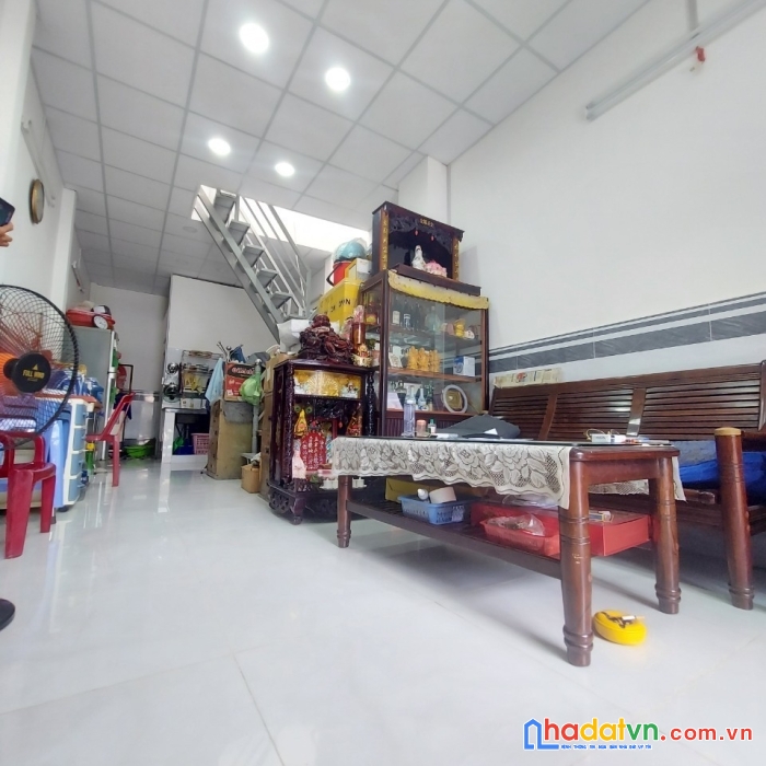 Bán nhà lê đình cẩn bình tân - chỉ 3 tỷ rẻ nhất khu vực nhà hxh rộng thoáng