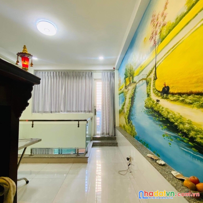 Bán nhà hxh 958 lạc long quân p.8 tân bình 50m2 4 tầng mới đẹp chỉ 5 tỷ 8