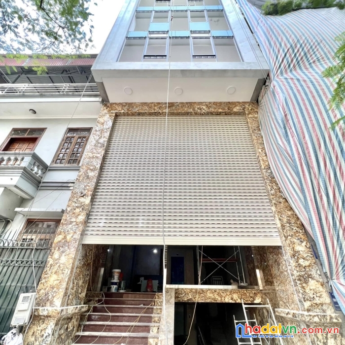 Bán toà nhà vp phố thái hà lô góc 80m2*1t hầm*7t nổi*mt5,5m giá 20,6 tỷ lh: 0977 686830 mr