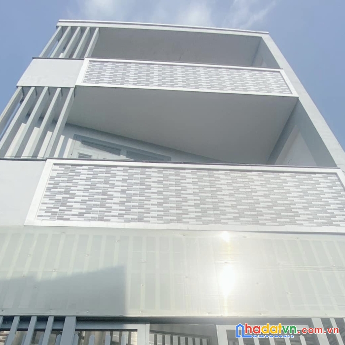 Nhà 4 tầng, hẻm xe hơi quay đầu, tô ngọc vân, thủ đức, chỉ hơn 5 tỷ.