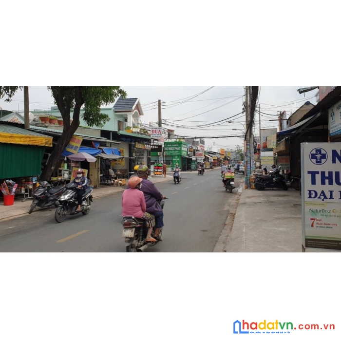 Chính chủ bán đất thổ cư mặt tiền 