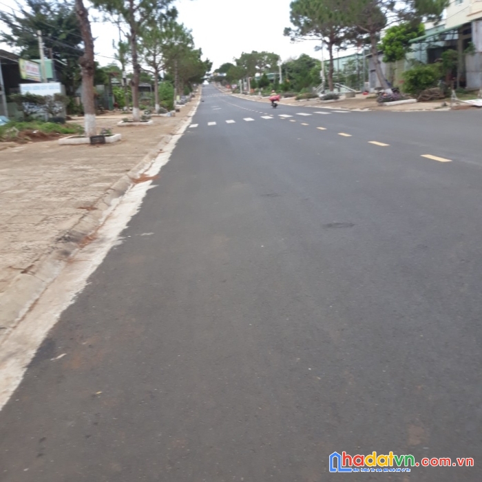 Cần bán gấp lô đất đẹp gía đầu tư tại thị trấn phú hòa huyện chư păh , gia lai