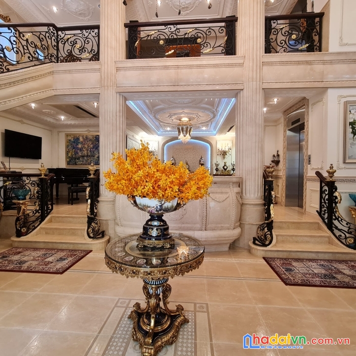 Chính chủ bán gấp biệt thự quận hoàn kiếm gần lê thánh tông, trần khánh dư, nhà hát lớn hà nội 210m