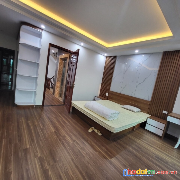 Bán nhà gần kđt văn phú 50m2 6t thang máy kdoanh ô tô chỉ hơn 9tỷ.