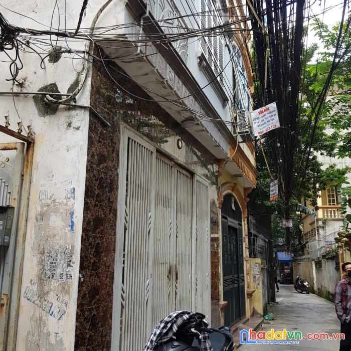 Bán nhà quận đống đa phố đường láng 40m2 x 5 tầng 6.5 tỷ ô tô kd