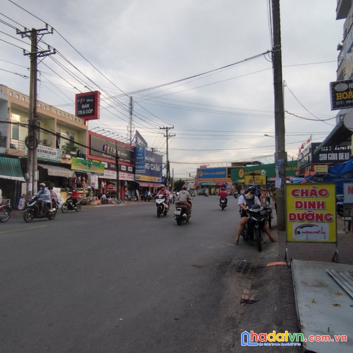 Bán nền đẹp 101m²  mặt tiền đường dt852 gần chợ nàng hai sa đéc.