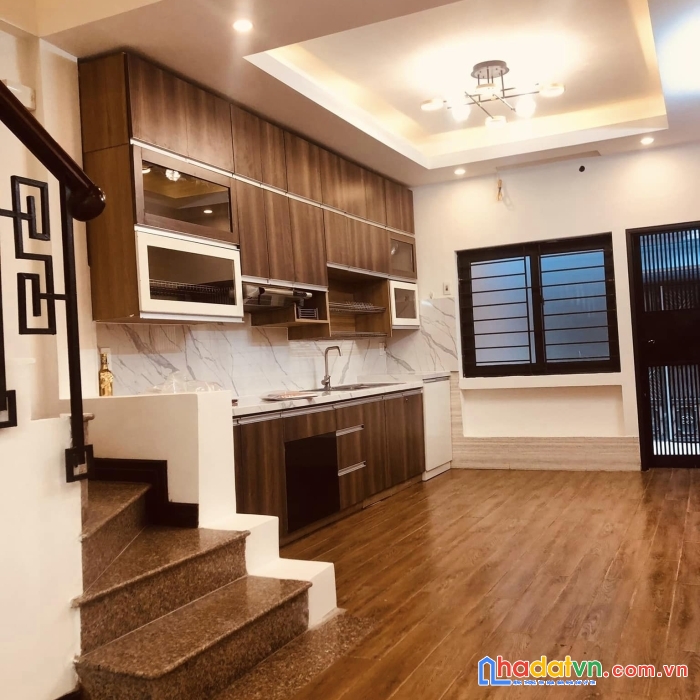 Bán nhà đỗ quang trung hòa hot nhất quận cầu giấy
68m2 - 2 mặt đường oto tránh  đỗ trước sau - mở
