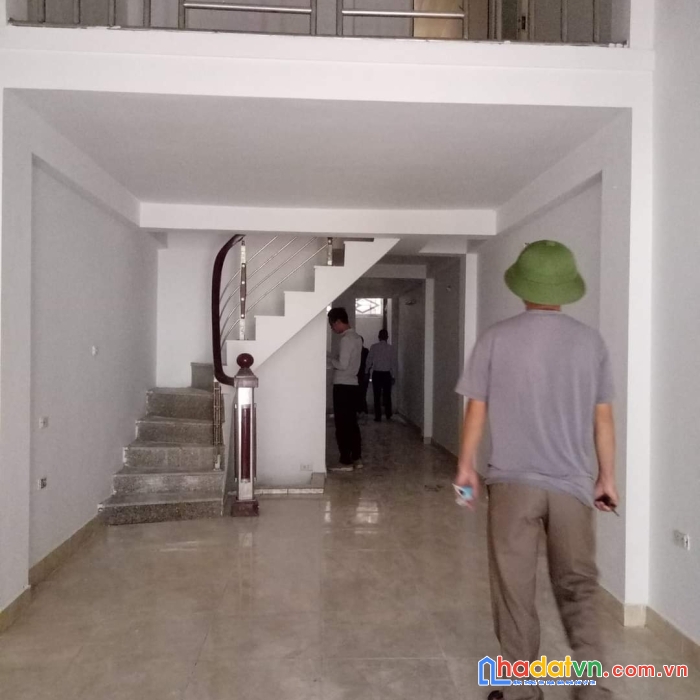 Nhà mới 2 tầng dt 62m2 -hướng đông nam mát mẻ - chủ thiện chí bán trước tết chỉ hơn 1 tỷ