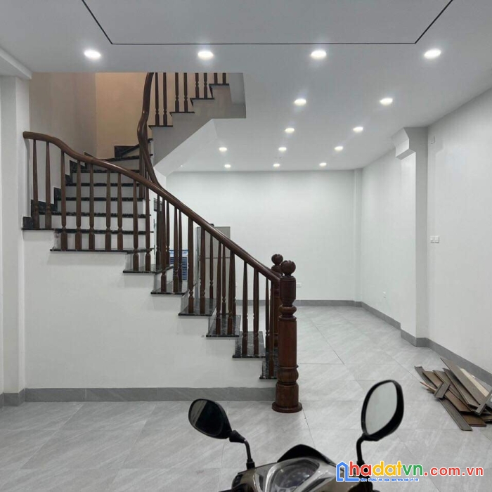 Bán nhà đẹp gia quất 43m, 5 tầng, ô tô nhỉnh 4 tỷ