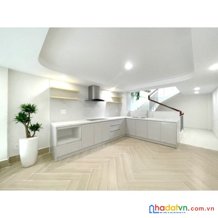 Nhà mới mặt tiền nguyễn duy dương p3q10 giá 17.2 tỷ