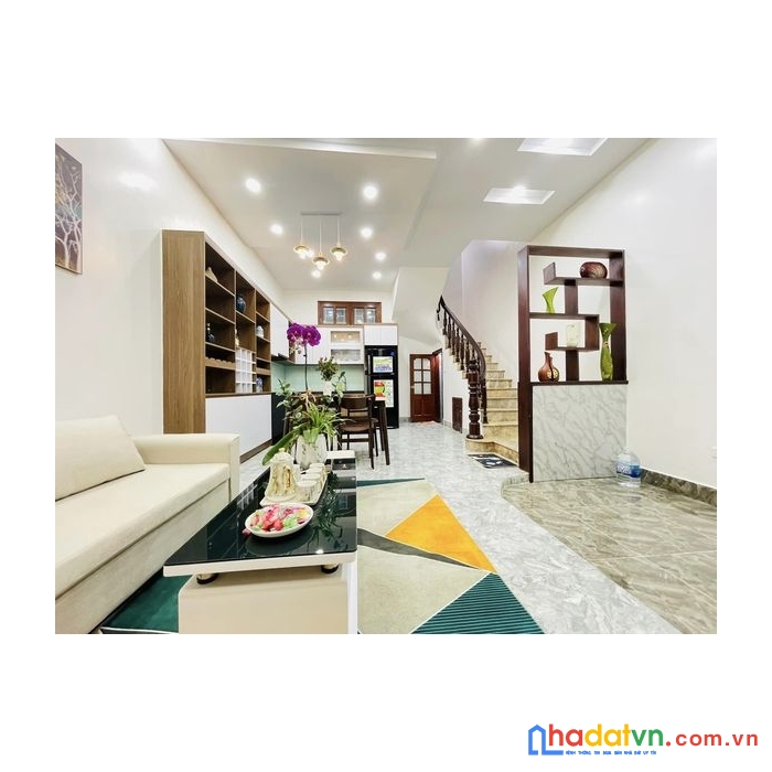 Nhà đẹp xã đàn  94m x 4 tầng phân lô an sinh tuyệt đỉnh...ngõ thông oto tránh