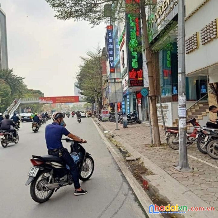 Bán nhà mặt phố tây sơn đống đa, vị trí hiếm, kinh doanh dòng tiền cao, 35m2, 6 tầng. giá 9,7 tỷ