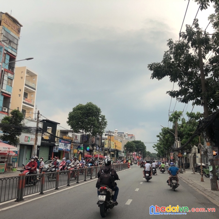 Bán đất tặng nhà kinh doanh 25 triệu, quang trung, 179m2, ngang 6.5m, hxh thông, 17 tỷ.