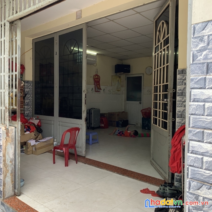 Mặt tiền long bình quận 9. dt4.5x18m, vị trí tiềm năng, giá tốt 3.3 tỷ.