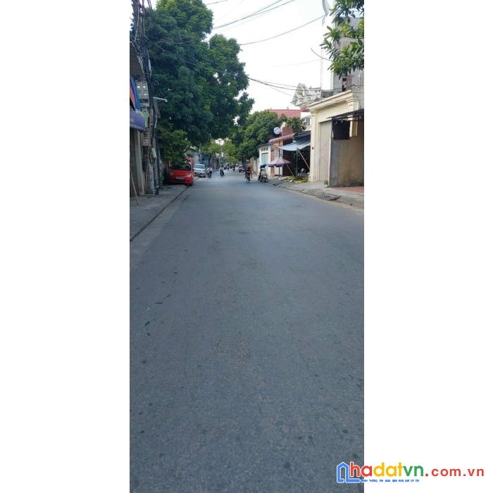 Bán lô đất vuông vắn cực đẹp, kinh doanh buôn bán mọi mặt hàng tại cam lộ hùng vương hồng