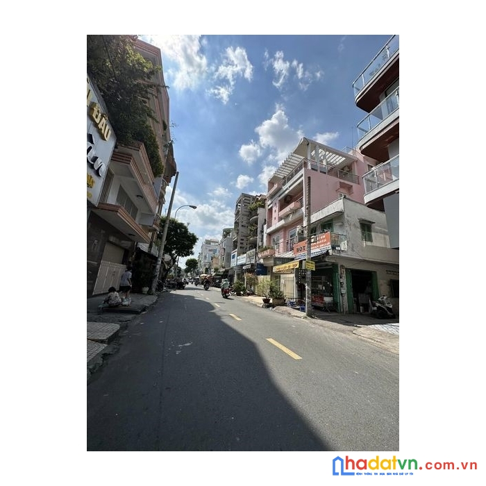 Bán nhà đường thành thái, quận 10, trung tâm tiện ích, 90m2 giá 21.5 tỷ.