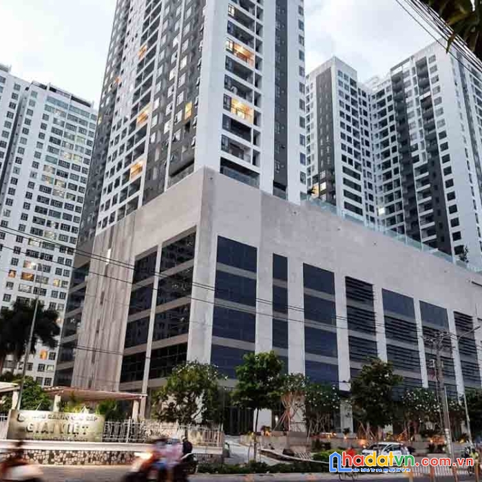 Bán những căn chung cư và văn phòng của central premmium q.8